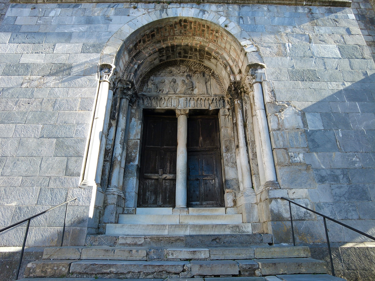 Entrada Catedral de Sainte-Marie - Saint-Bertrand-de-Comminges