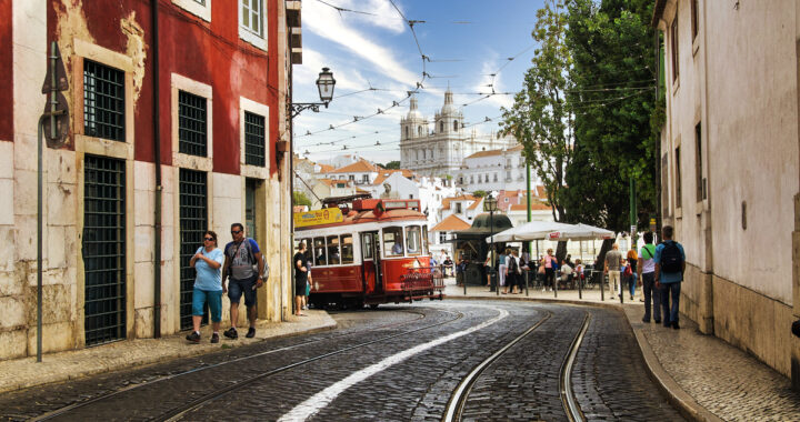 Lisboa: luz, historia y arte en la ciudad blanca en un carrete de 36 fotografías I I