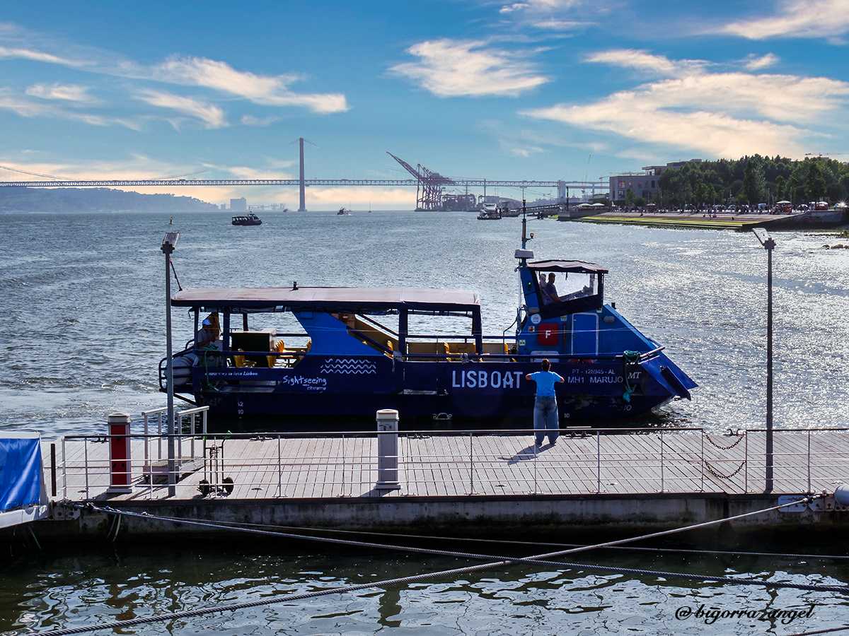 Lisboat en el Tajo